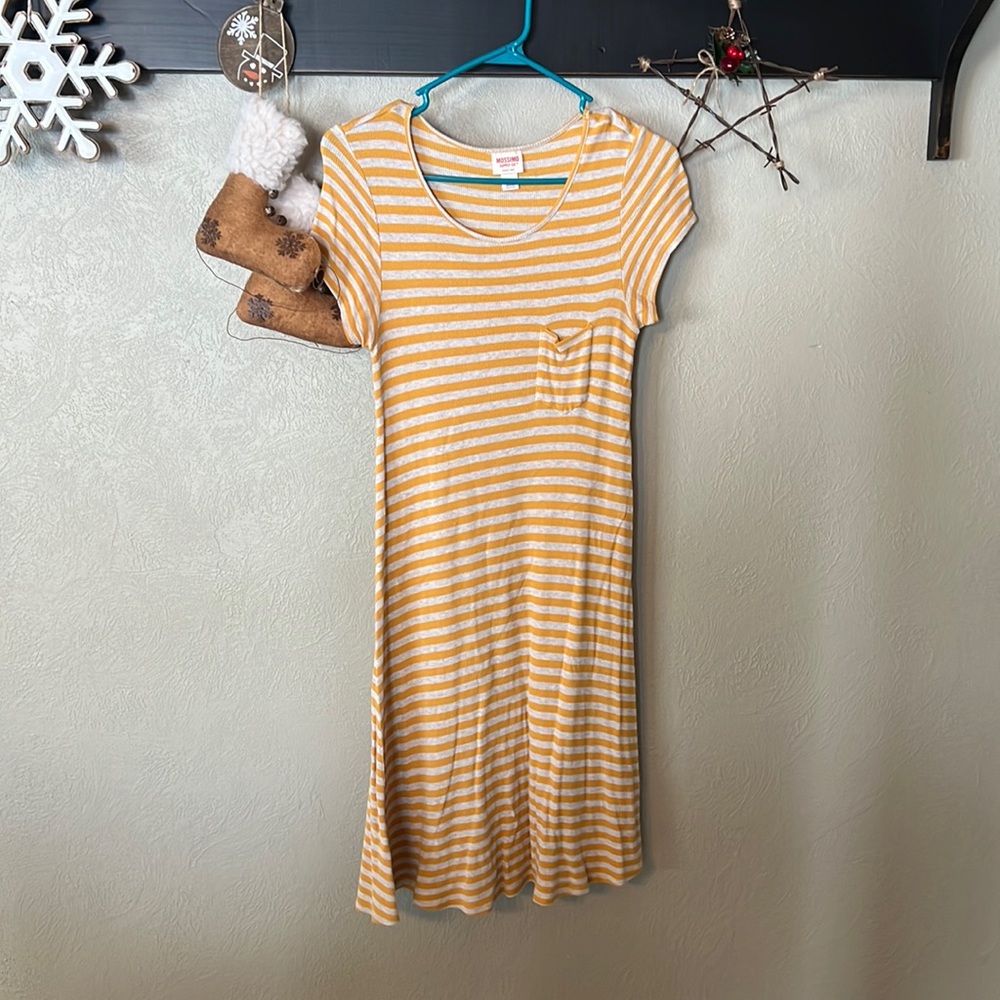 T-shirt dress